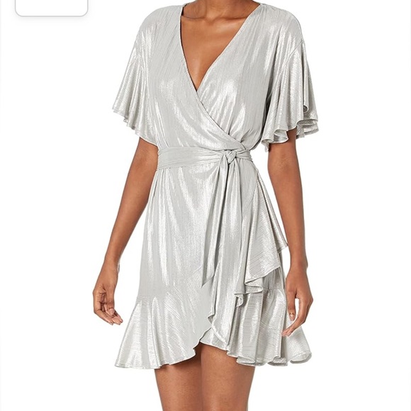 BB DAKOTA MOON DANCE FLUTTER-SLEEVE WRAP DRESS IN SILVER - Picture 1 of 2